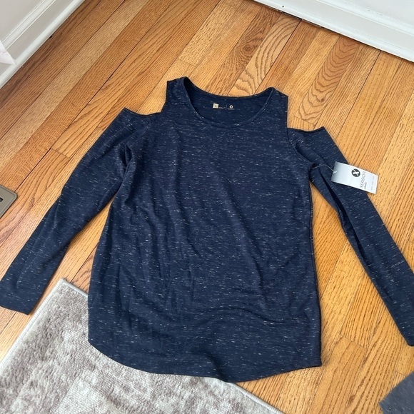 Xersion Bundle of 3 Women’s Cold Shoulder Long Sleeve Speckled Tops Size Small - Picture 6 of 7